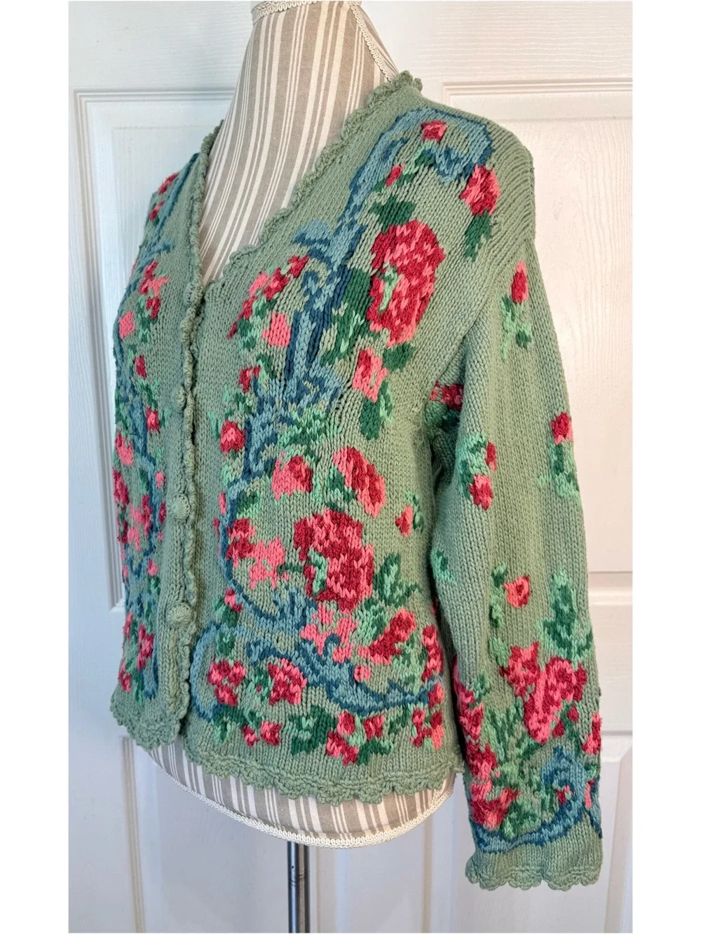 90s Liz Claiborne LizSport Hand Knit Sage Green Floral Cardigan Sweater Medium - Picture 3 of 8